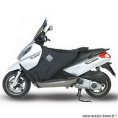 Tablier couvre jambe marque Tucano Urbano pour maxi-scooter piaggio 125 x7 (r070-x) (termoscud) (système anti-flottement sgas)