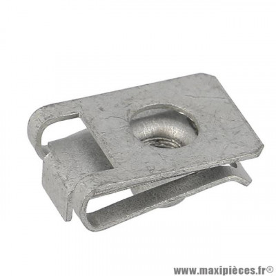 Écrou / Agrafe de fixation carrosserie M6 type Piaggio
